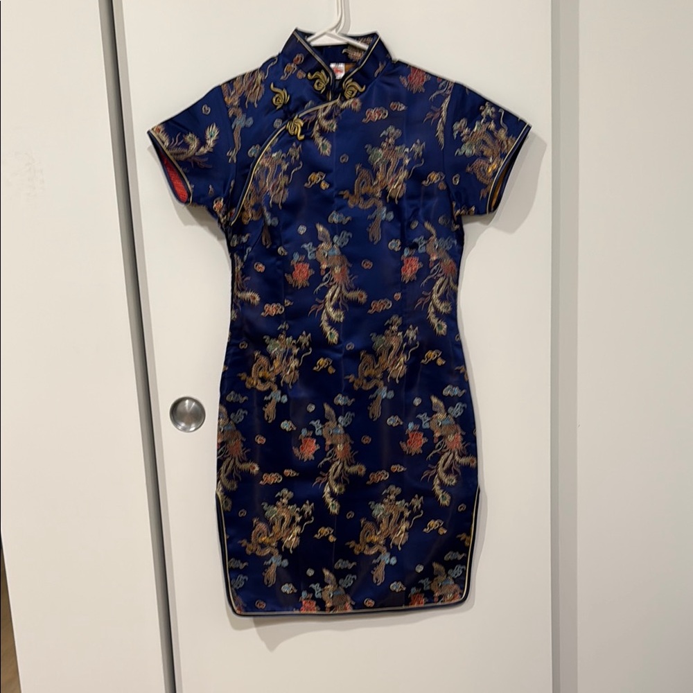 Elegant Blue Floral Cheongsam Dress